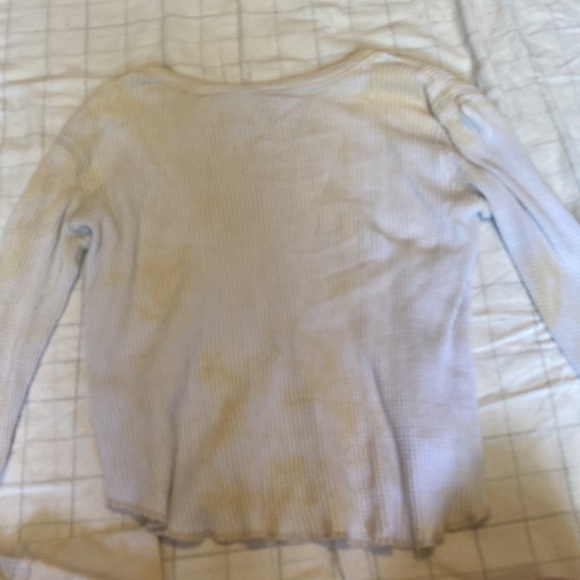 White and Yellow Ribbed Long Sleeve. - Picture 2 of 2